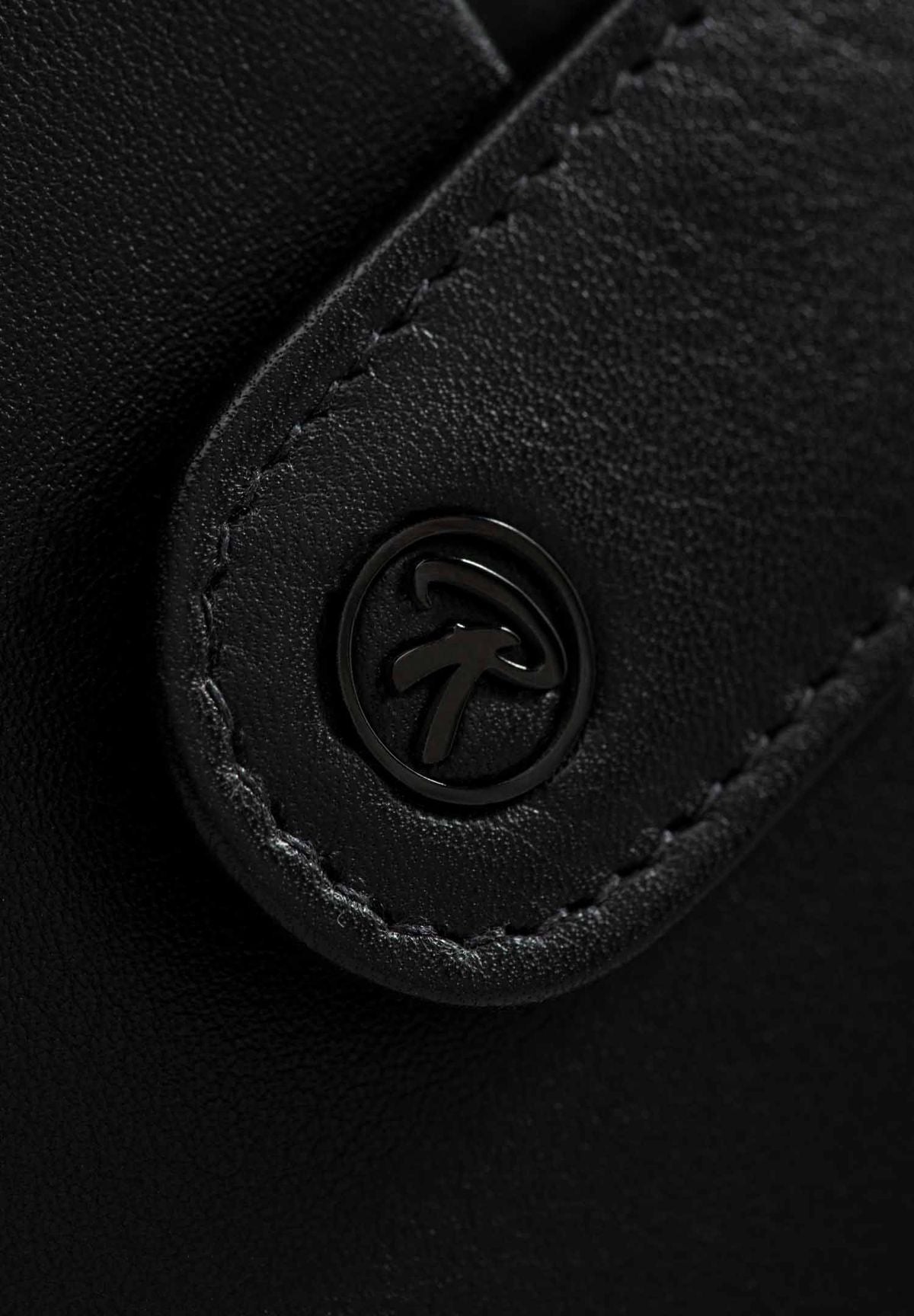 BILLETERA AXIS CON BROCHE II